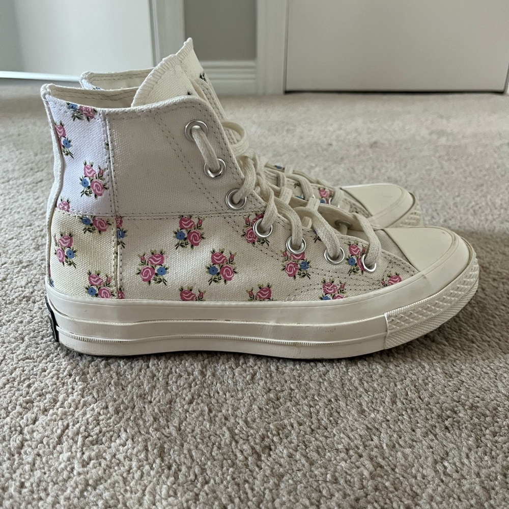 White pink and blue floral converse chuck 70s